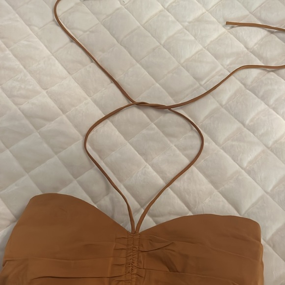 Express halter top size med goldenrod color - Picture 2 of 4